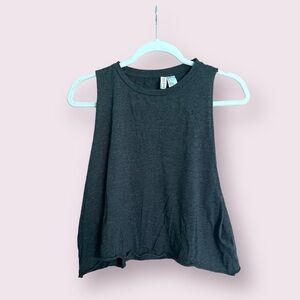 DIVIDED BY H&M GRAY CROP TOP